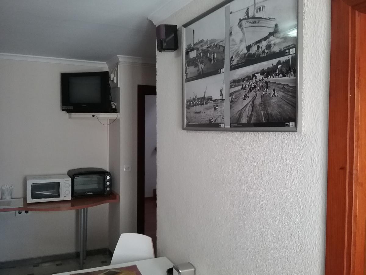 Hostal Cabrera Motril Exterior foto