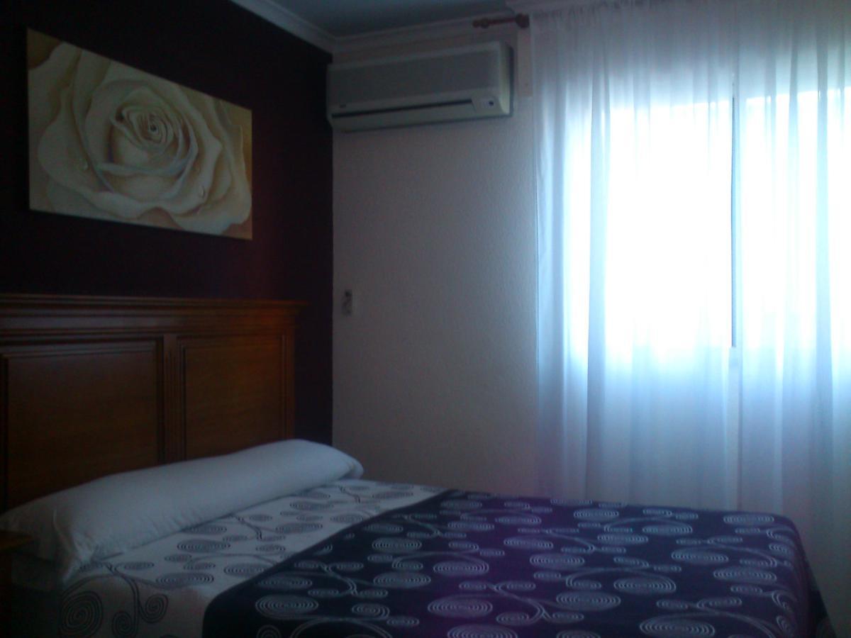 Hostal Cabrera Motril Exterior foto